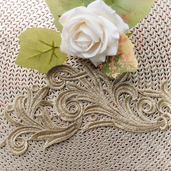 (7/$25) Gold embroidered lace filigree neckline Collar appliqué - Picture 1 of 2